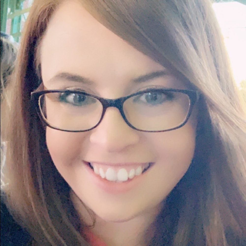 Meet your Posher, Raechael